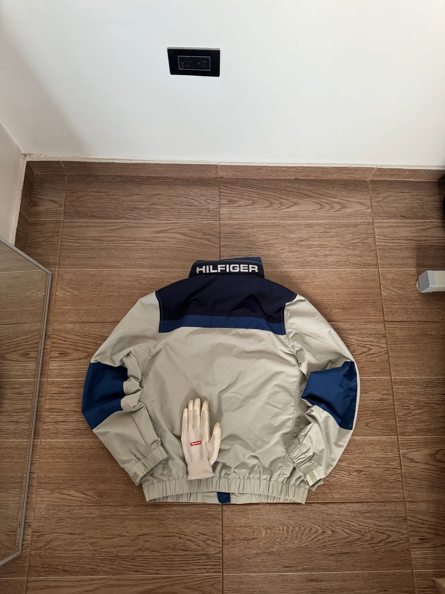 JACKET TOMMY HILFIGER BIG LOGO 80’S